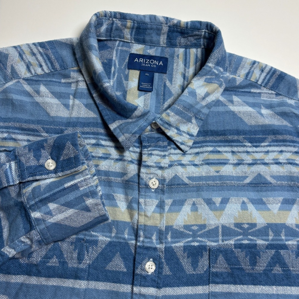 Arizona Jean Co Flannel Southwestern Shirt Mens XL Blue Geometric Button Down